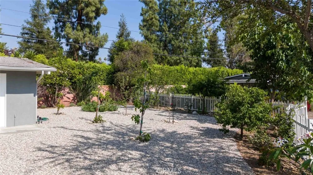 301 W Ashby Street Azusa, CA 91702