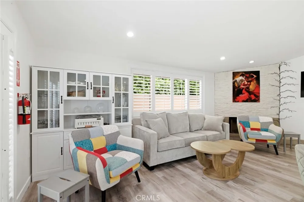 301 W Ashby Street Azusa, CA 91702