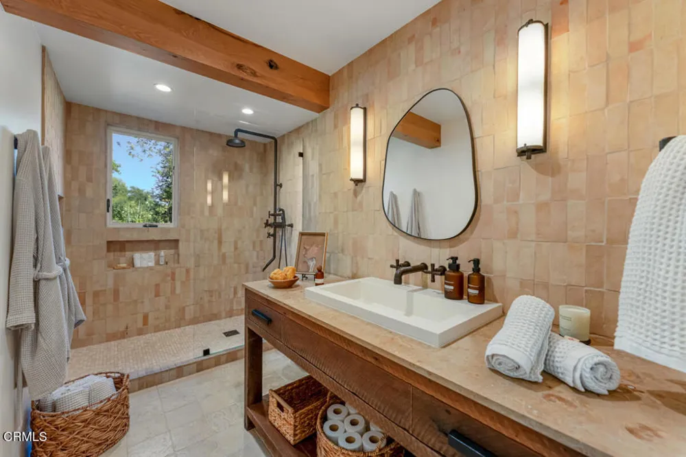 13100 Ojai Road Santa Paula, CA 93060