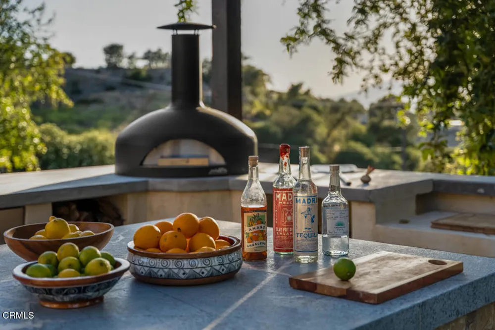 13100 Ojai Road Santa Paula, CA 93060