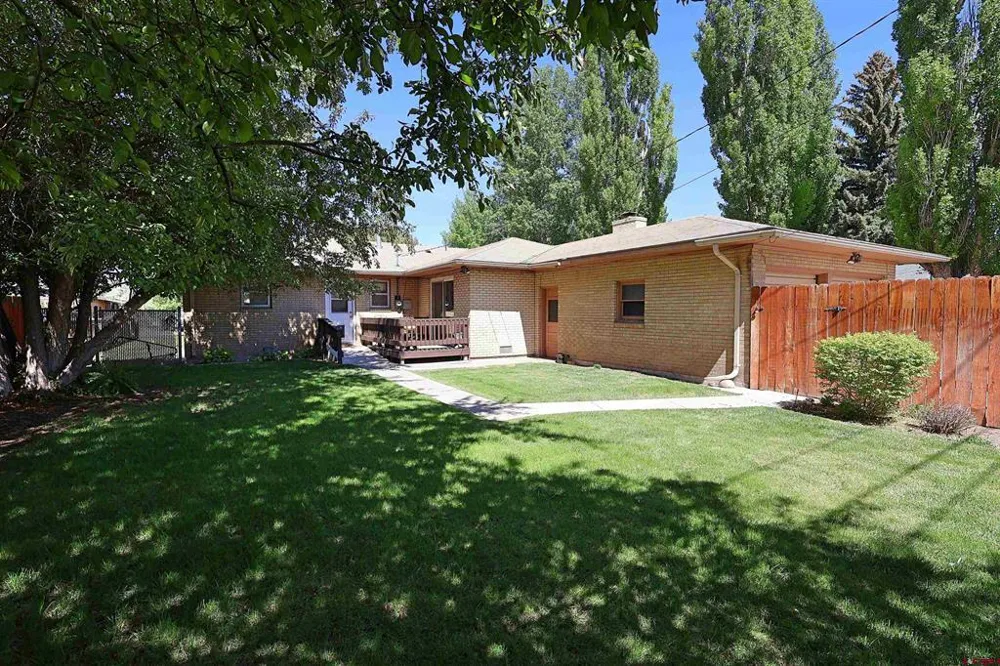 96 El Rio Drive Alamosa, CO 81101