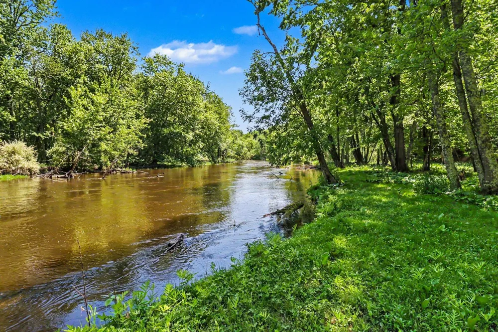 780 E Conrad Road Custer Township, MI 49454