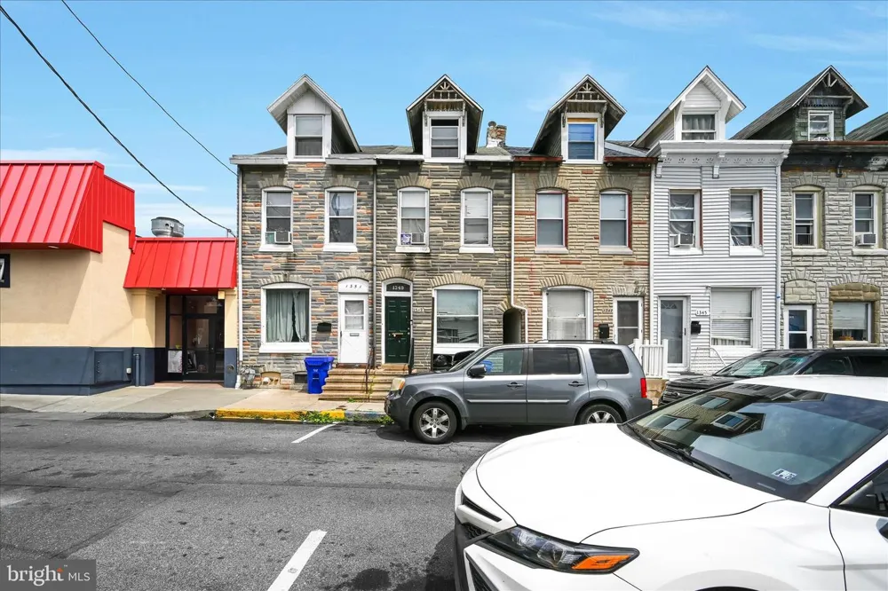 1349 MOSS STREET Reading, PA 19604