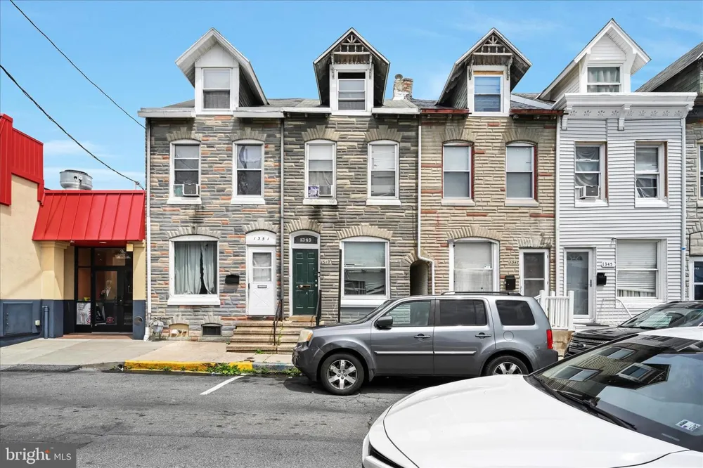 1349 MOSS STREET Reading, PA 19604
