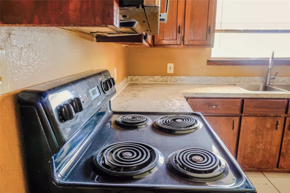 300 Coury Road Everman, TX 76140