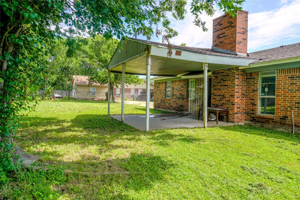 300 Coury Road Everman, TX 76140