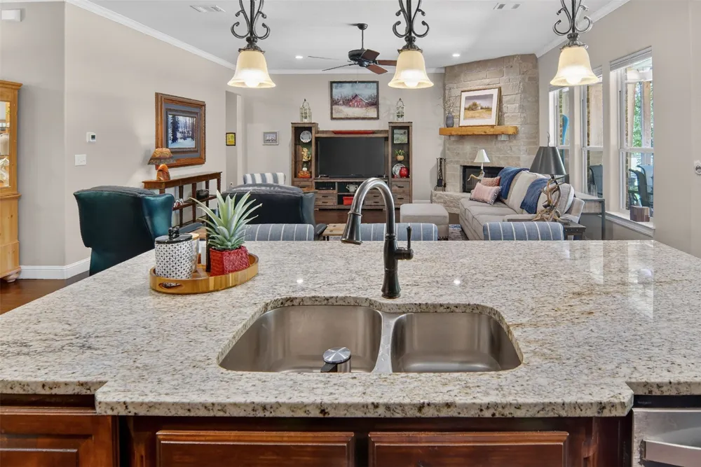 206 Oak Tree Court Poolville, TX 76487