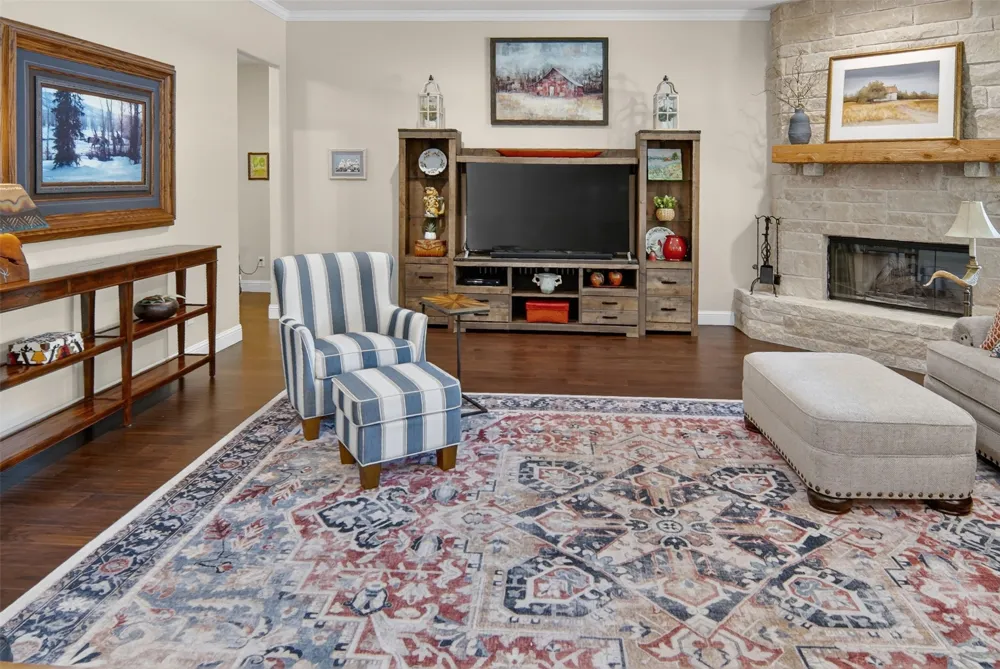 206 Oak Tree Court Poolville, TX 76487