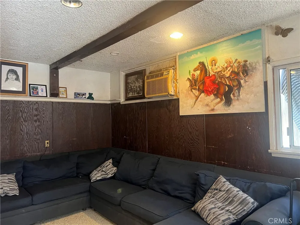 4308 Fandon El Monte, CA 91732