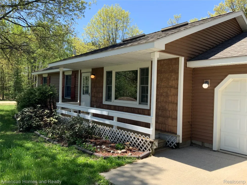 7395 Crestwood Drive Oscoda Charter Township, MI 48750