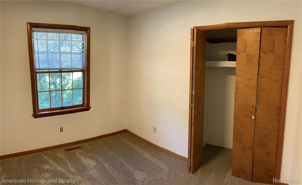 7395 Crestwood Drive Oscoda Charter Township, MI 48750