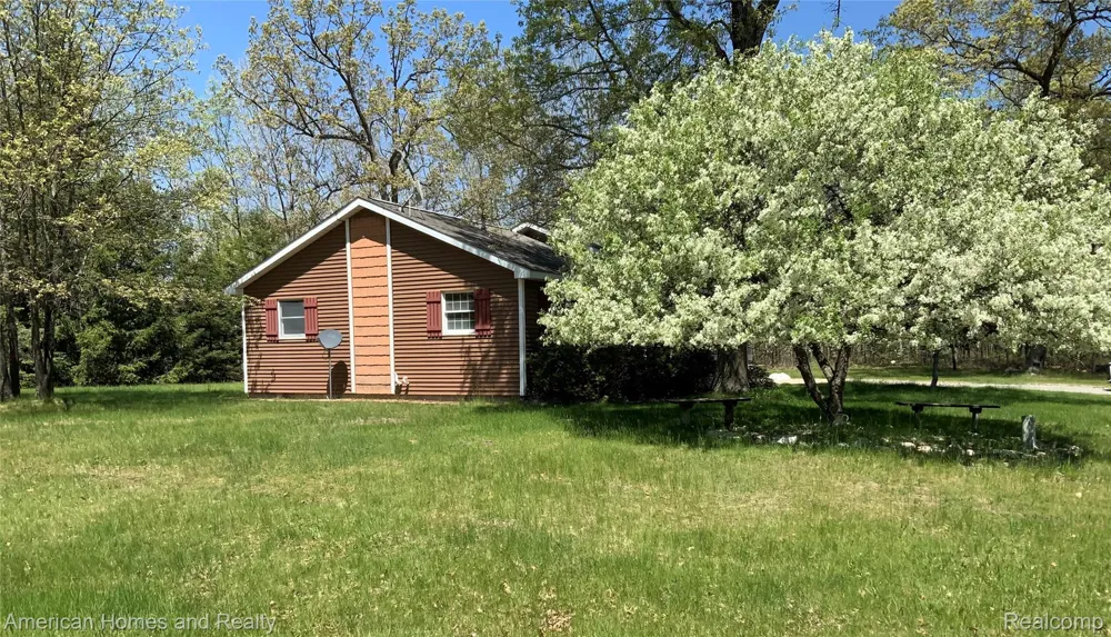 7395 Crestwood Drive Oscoda Charter Township, MI 48750