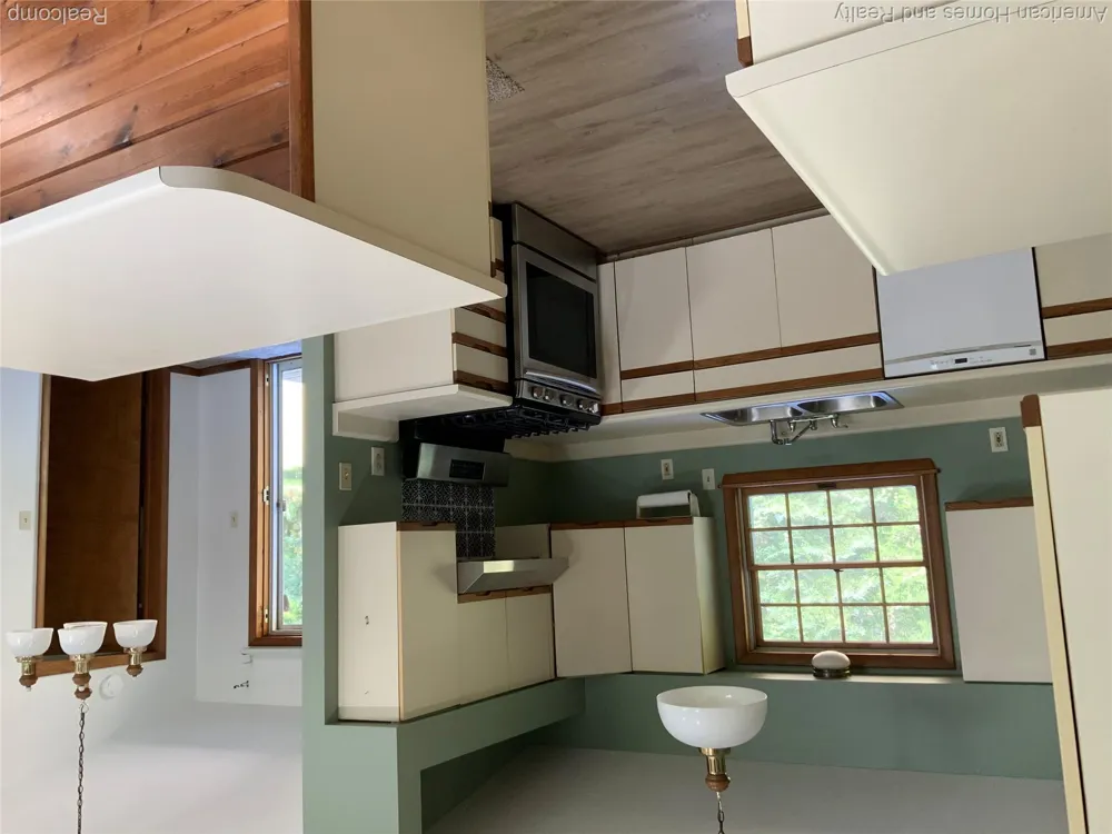 7395 Crestwood Drive Oscoda Charter Township, MI 48750