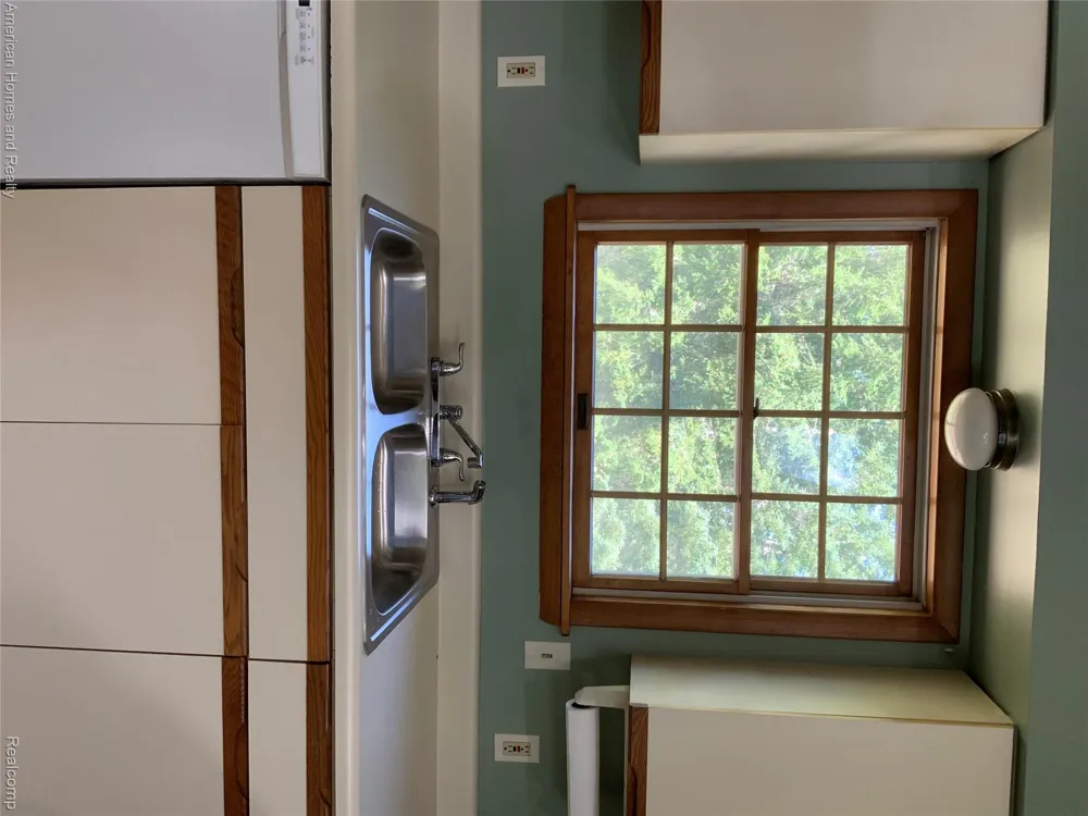 7395 Crestwood Drive Oscoda Charter Township, MI 48750