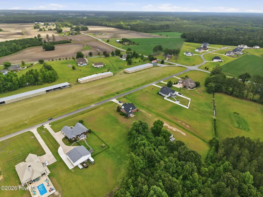 1658 Prop Drive Winterville, NC 28590
