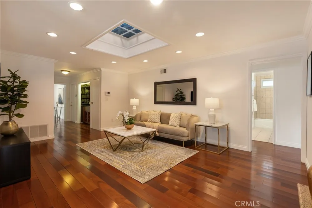 1735 Hilliard Drive San Marino, CA 91108