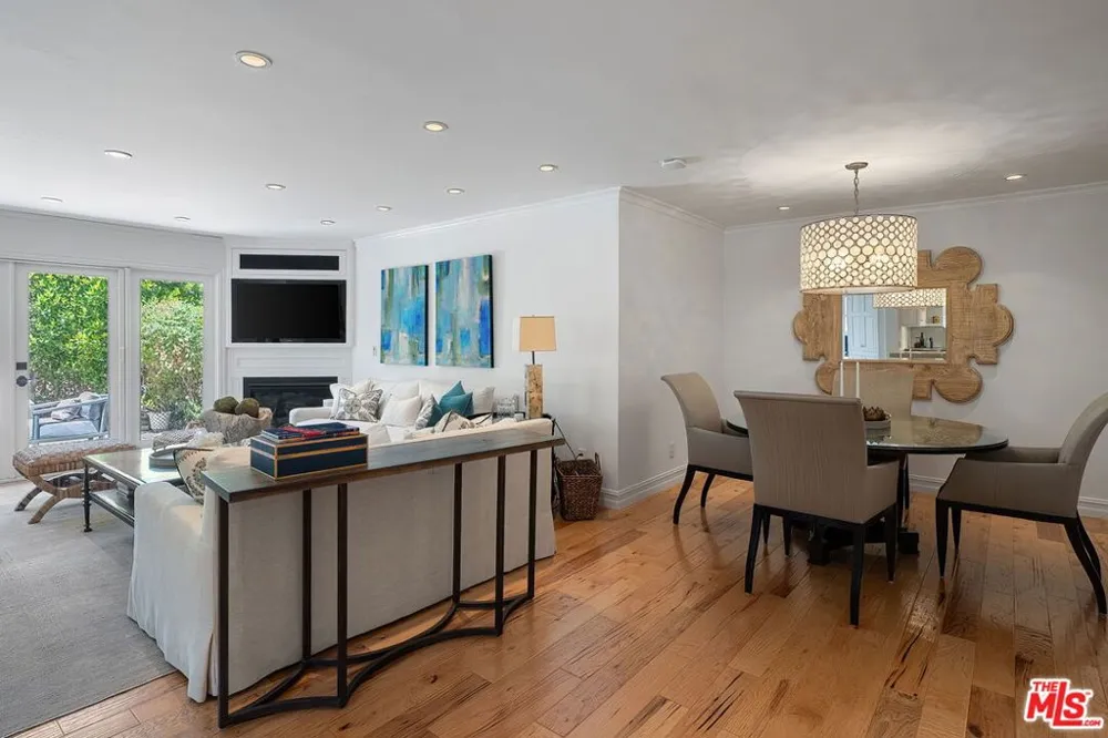 34 Buccaneer Street #1A Marina del Rey, CA 90292