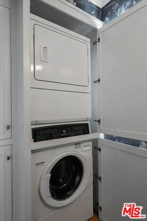 34 Buccaneer Street #1A Marina del Rey, CA 90292