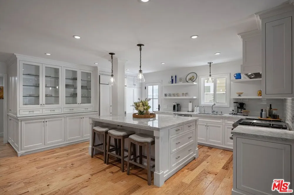 34 Buccaneer Street #1A Marina del Rey, CA 90292