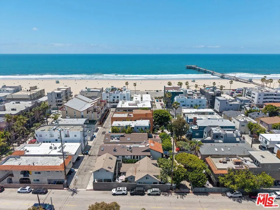 34 Buccaneer Street #1A Marina del Rey, CA 90292