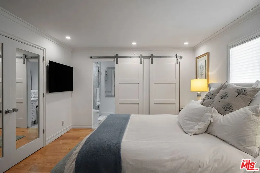 34 Buccaneer Street #1A Marina del Rey, CA 90292