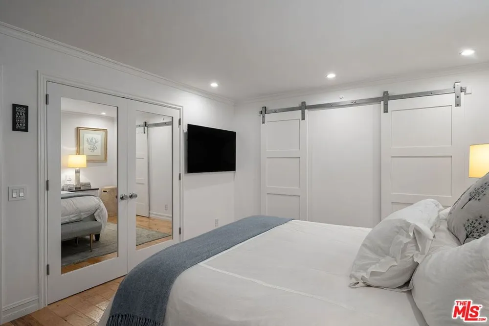 34 Buccaneer Street #1A Marina del Rey, CA 90292