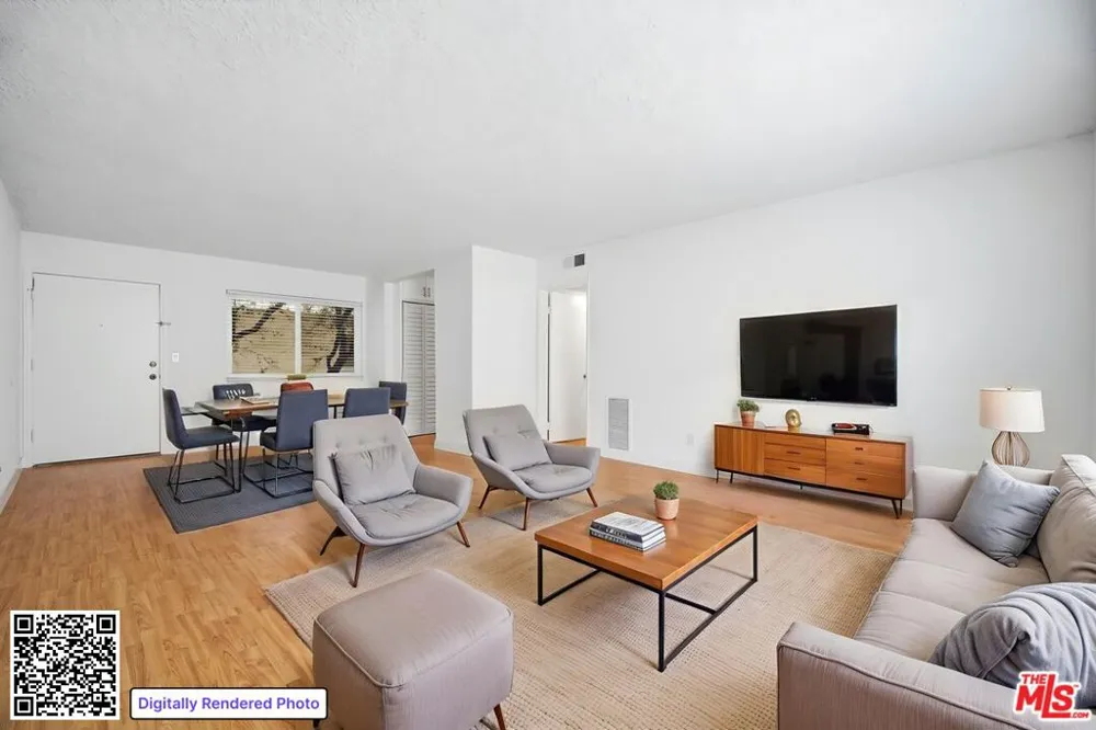 5301 Yarmouth Avenue #10 Encino, CA 91316