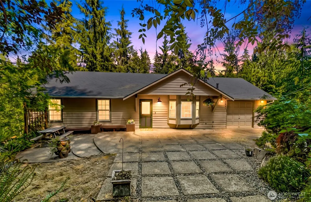 5827 176th Drive SE Snohomish, WA 98290
