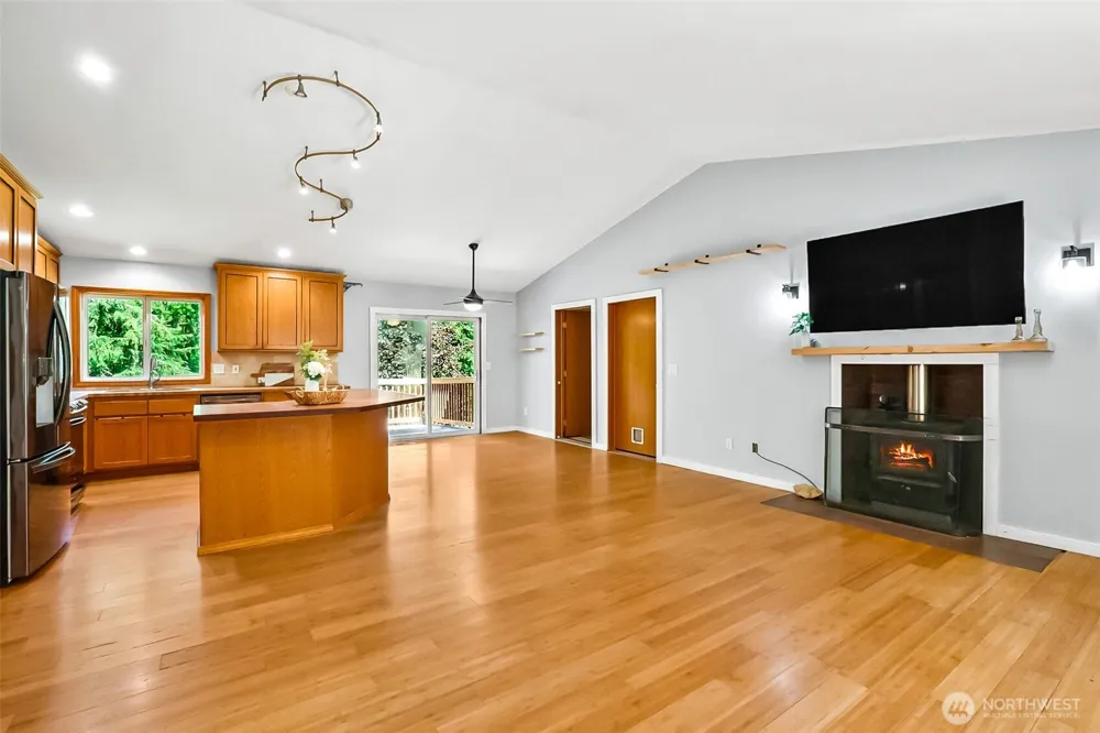 5827 176th Drive SE Snohomish, WA 98290