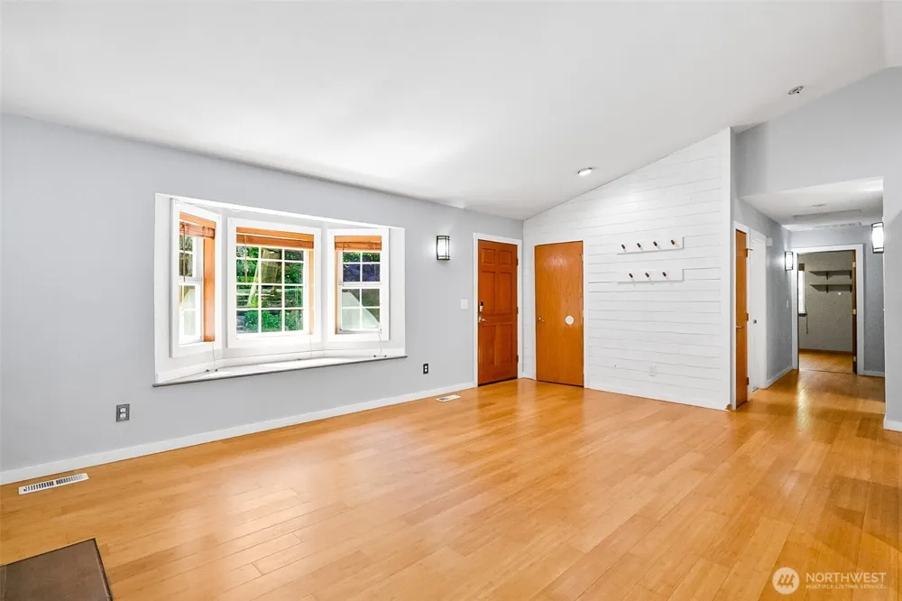5827 176th Drive SE Snohomish, WA 98290