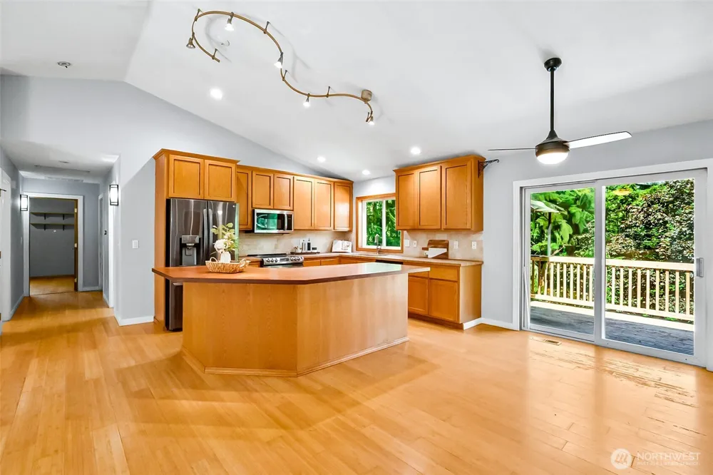 5827 176th Drive SE Snohomish, WA 98290