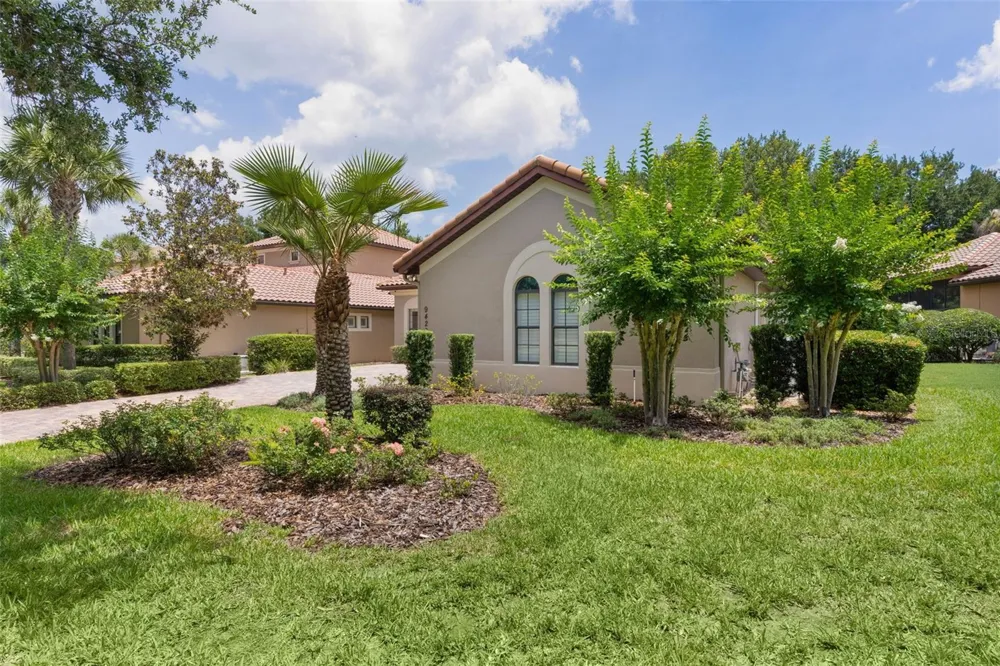 9429 SAN MIGUEL Howey In The Hills, FL 34737