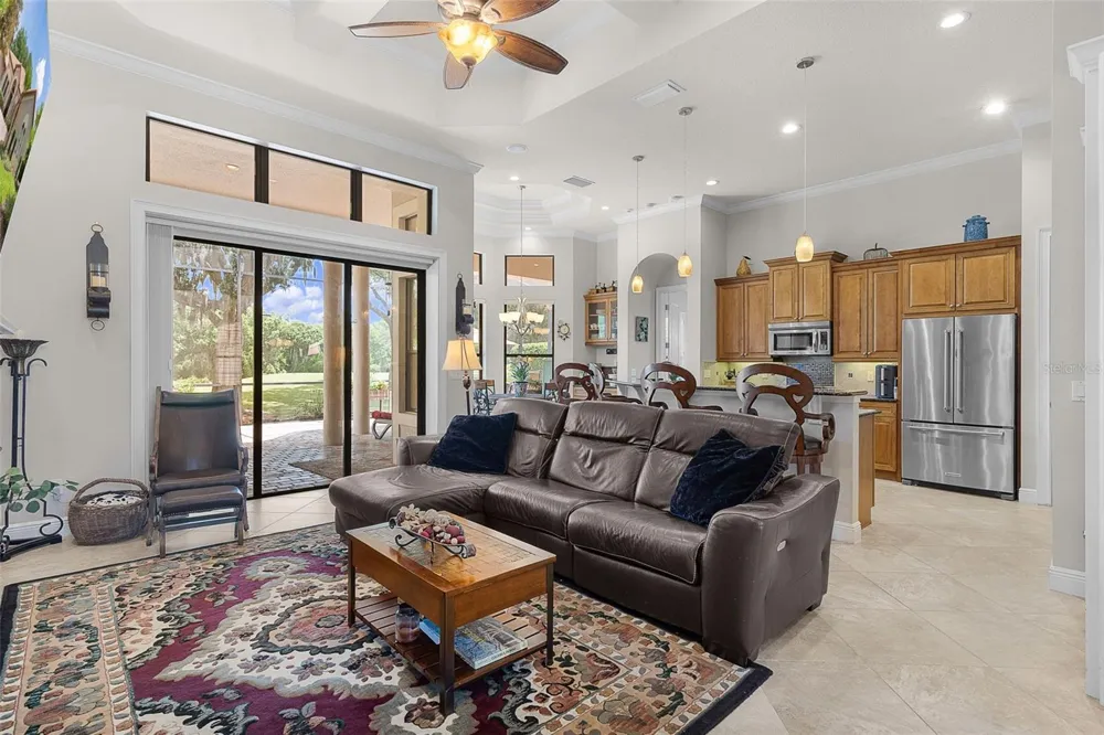9429 SAN MIGUEL Howey In The Hills, FL 34737