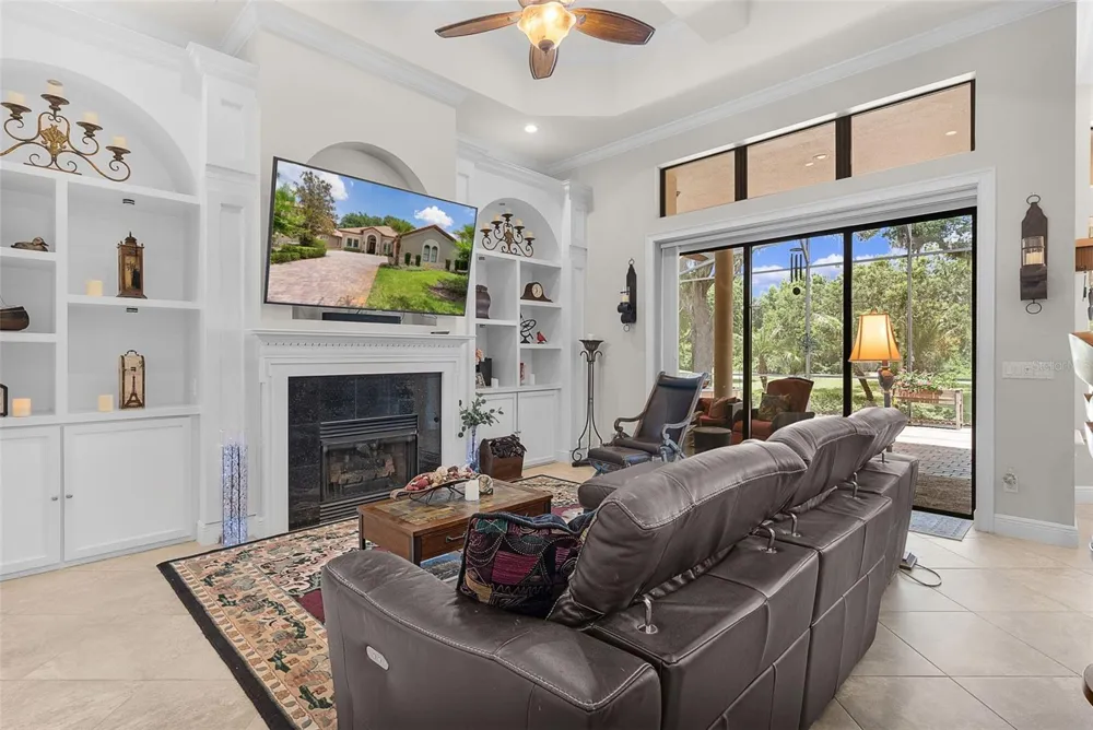 9429 SAN MIGUEL Howey In The Hills, FL 34737