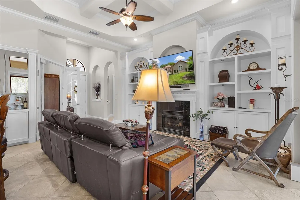 9429 SAN MIGUEL Howey In The Hills, FL 34737