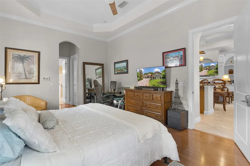 9429 SAN MIGUEL Howey In The Hills, FL 34737