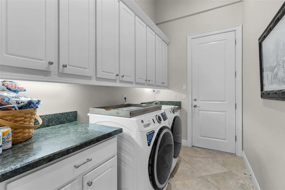9429 SAN MIGUEL Howey In The Hills, FL 34737