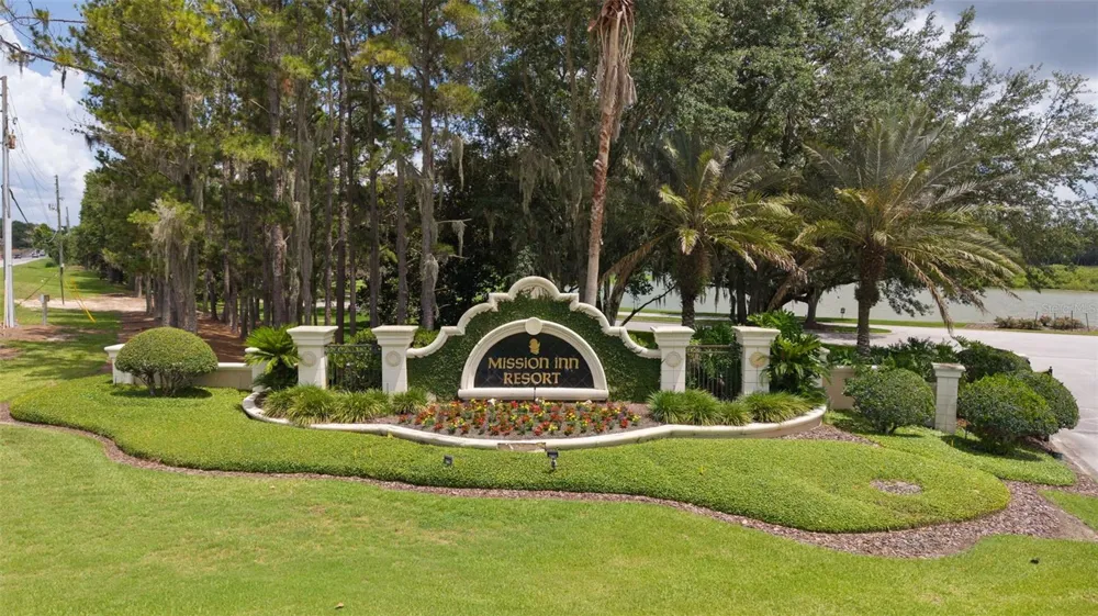 9429 SAN MIGUEL Howey In The Hills, FL 34737