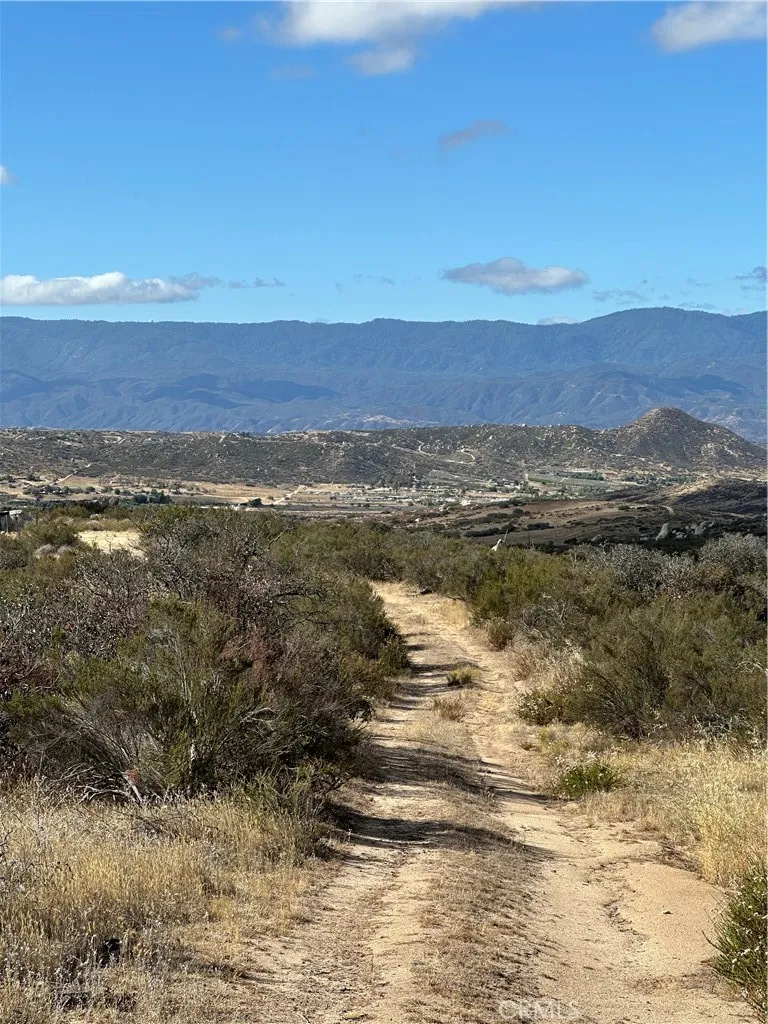 Ardia Road Hemet, CA 92544
