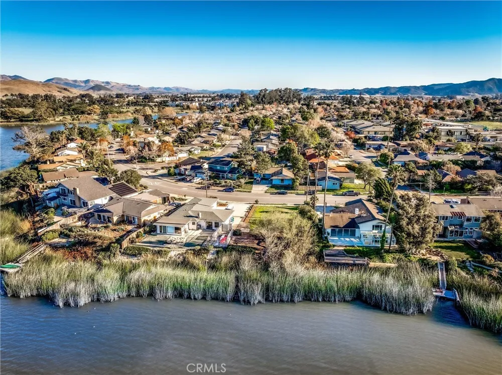 1312 Oceanaire San Luis Obispo, CA 93405