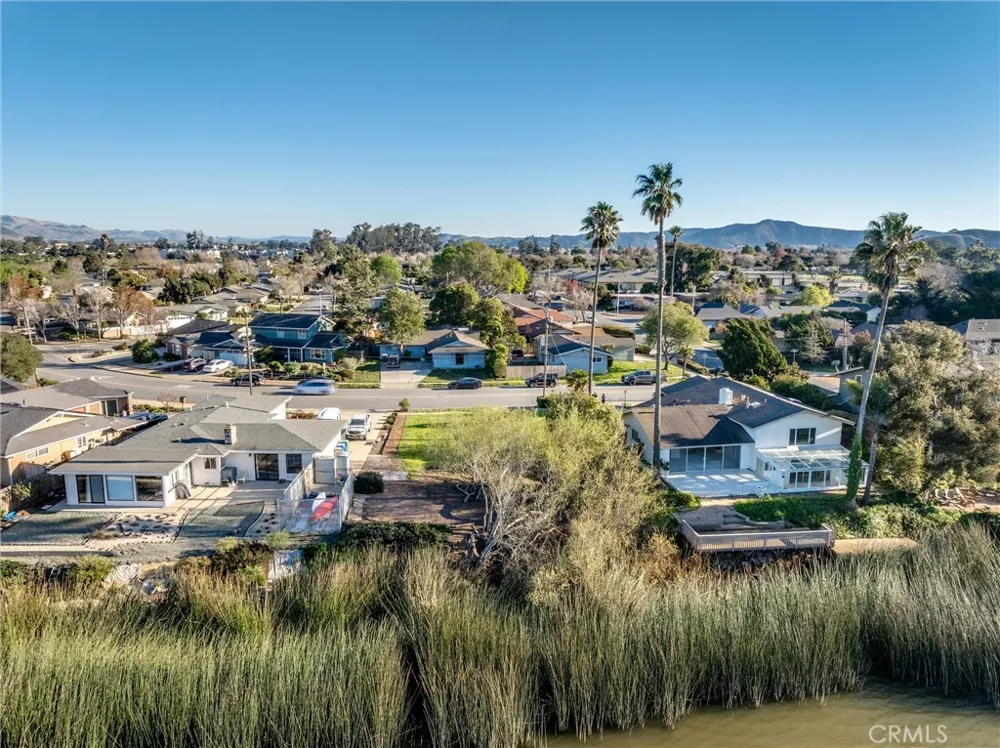 1312 Oceanaire San Luis Obispo, CA 93405