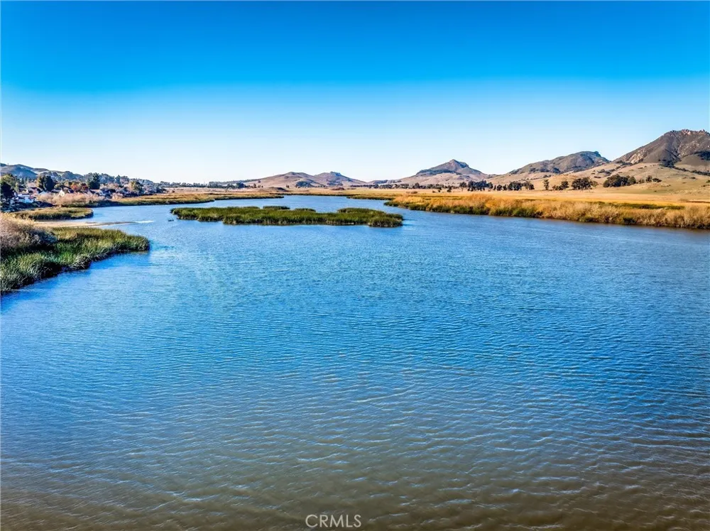 1312 Oceanaire San Luis Obispo, CA 93405