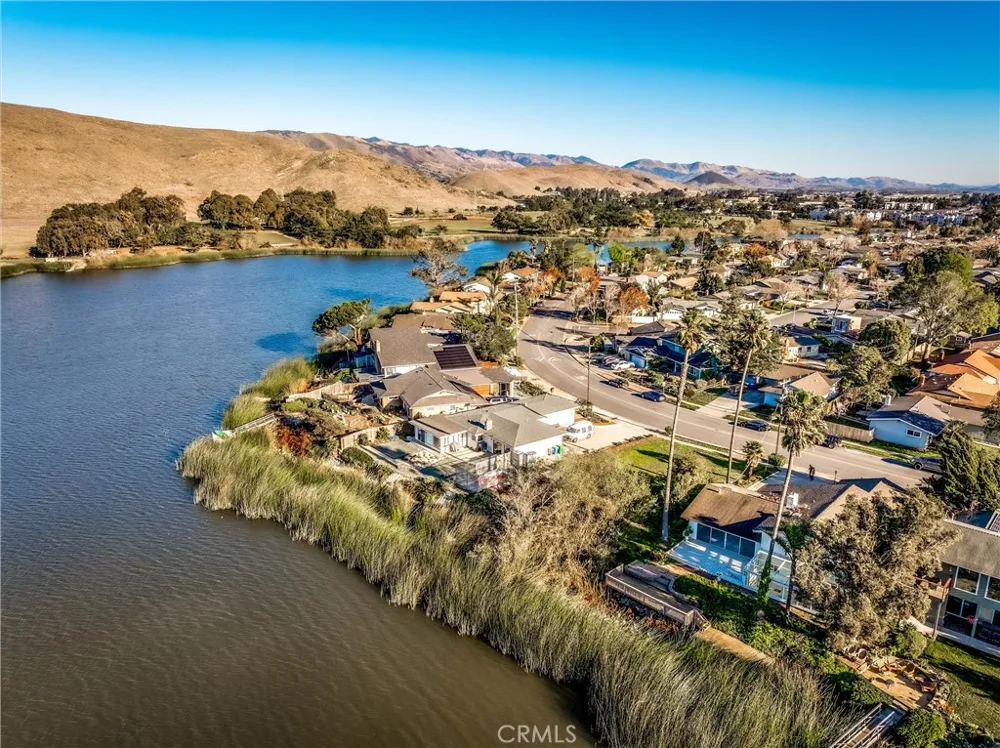 1312 Oceanaire San Luis Obispo, CA 93405