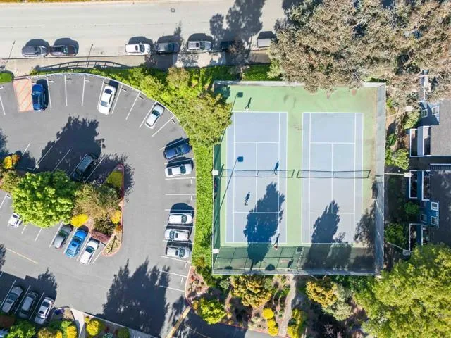 209 Boardwalk Avenue #H San Bruno, CA 94066