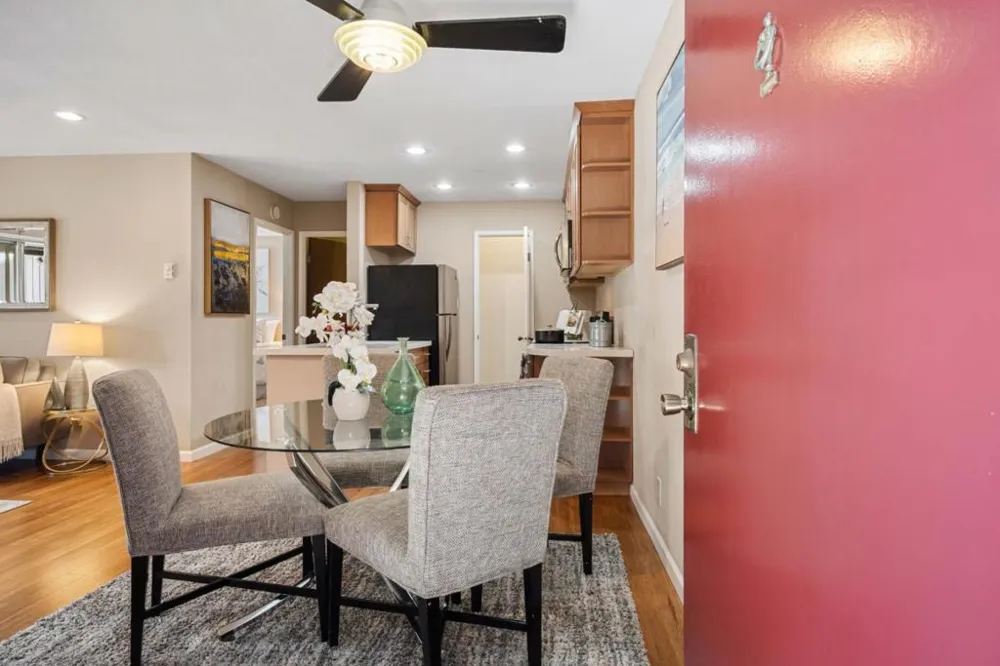 209 Boardwalk Avenue #H San Bruno, CA 94066