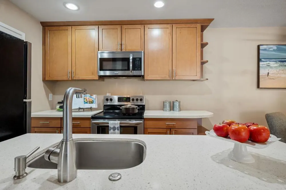 209 Boardwalk Avenue #H San Bruno, CA 94066