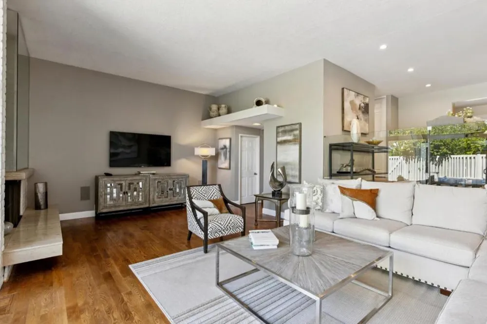 653 Fox Court Redwood City, CA 94061