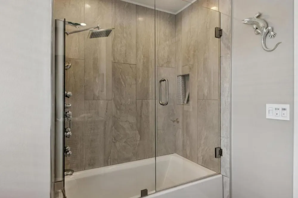 653 Fox Court Redwood City, CA 94061