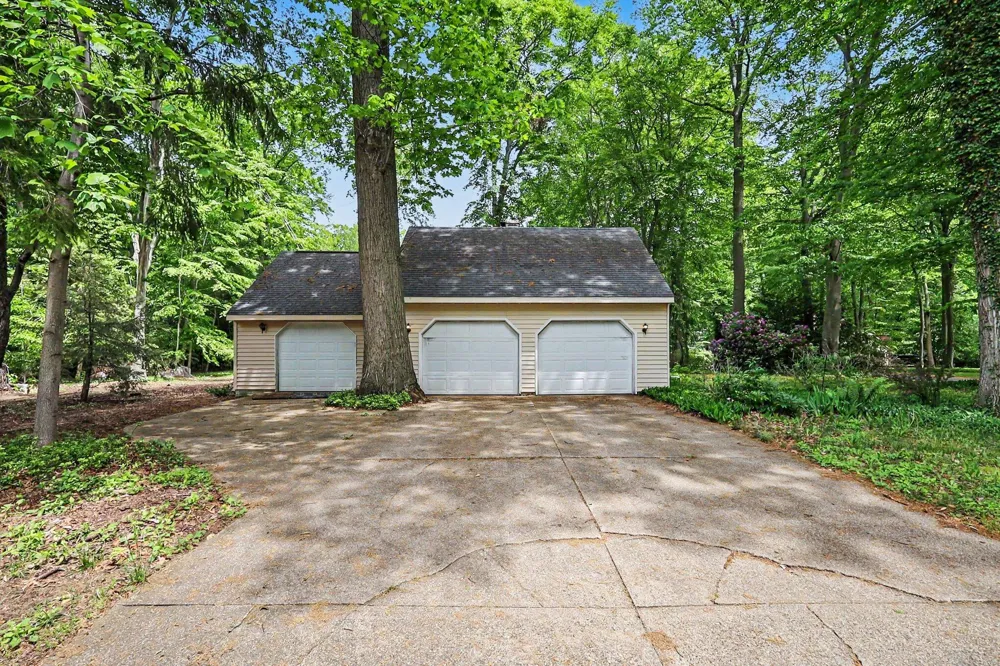 280 Portchester Road Park Township, MI 49424