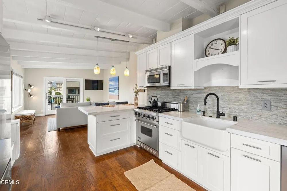 1308 Devon Lane Ventura, CA 93001